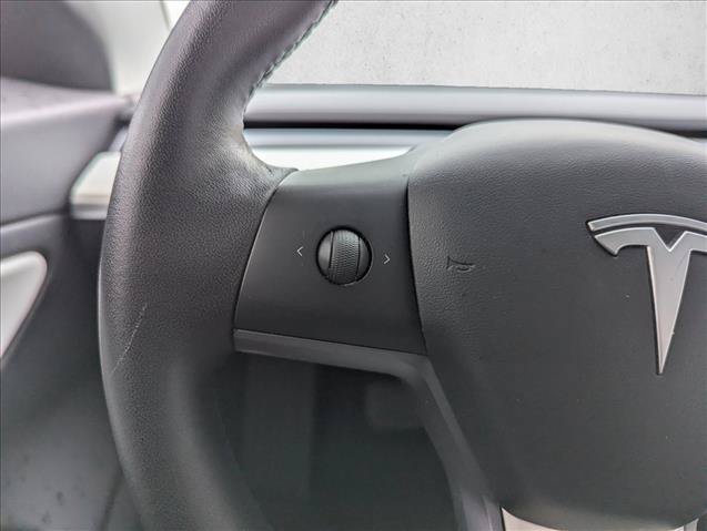 Used 2019 Tesla Model 3 Standard Range Plus RWD image 13