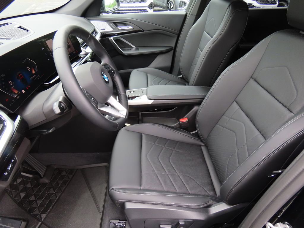 New 2025 BMW X1 xDrive28i w/ Premium Package image 46