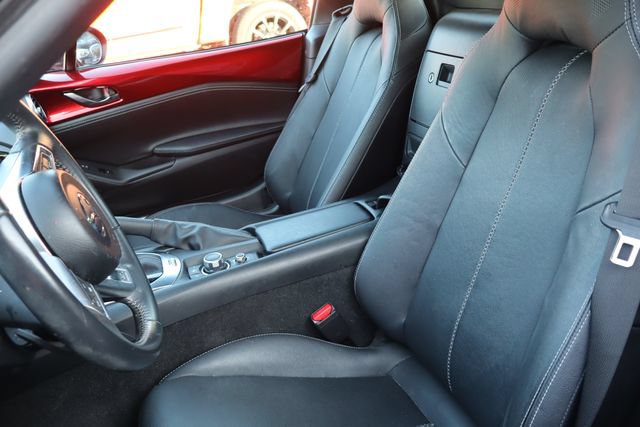 Used 2023 MAZDA MX-5 Miata Grand Touring RWD image 6