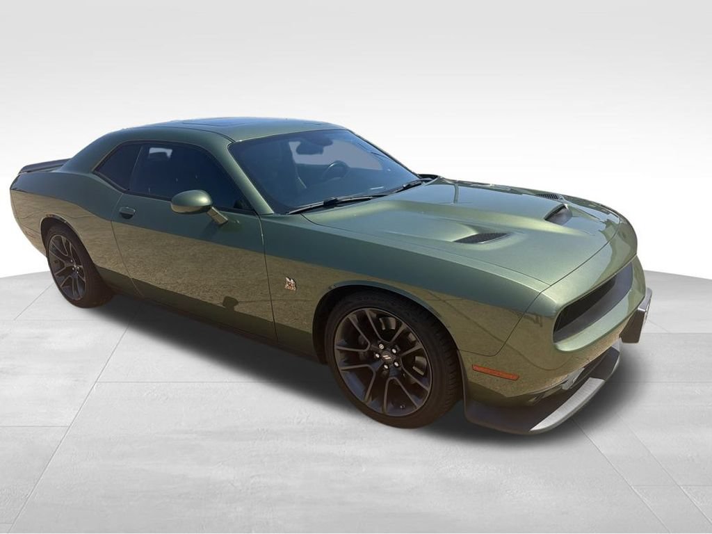 Used 2022 Dodge Challenger R/T Scat Pack w/ Plus Package RWD video 2
