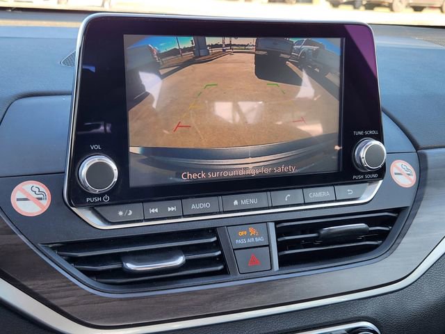 Used 2024 Nissan Altima 2.5 SV image 18