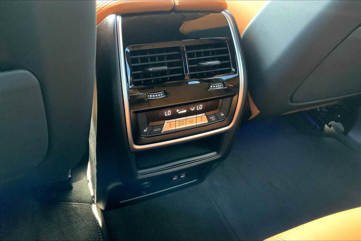 New 2026 BMW X5 sDrive40i image 17