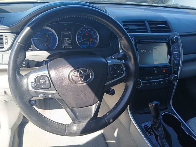 Used 2016 Toyota Camry XLE image 16