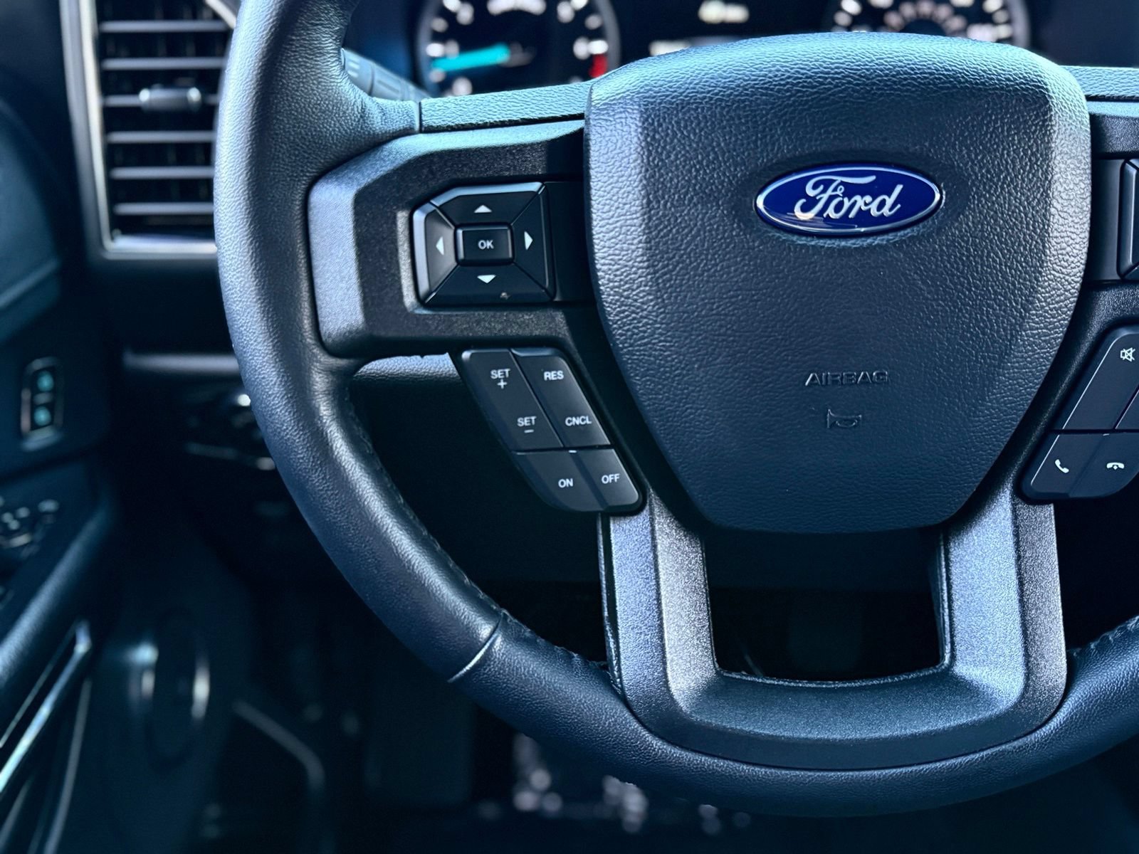 Used 2021 Ford Expedition XL RWD image 26