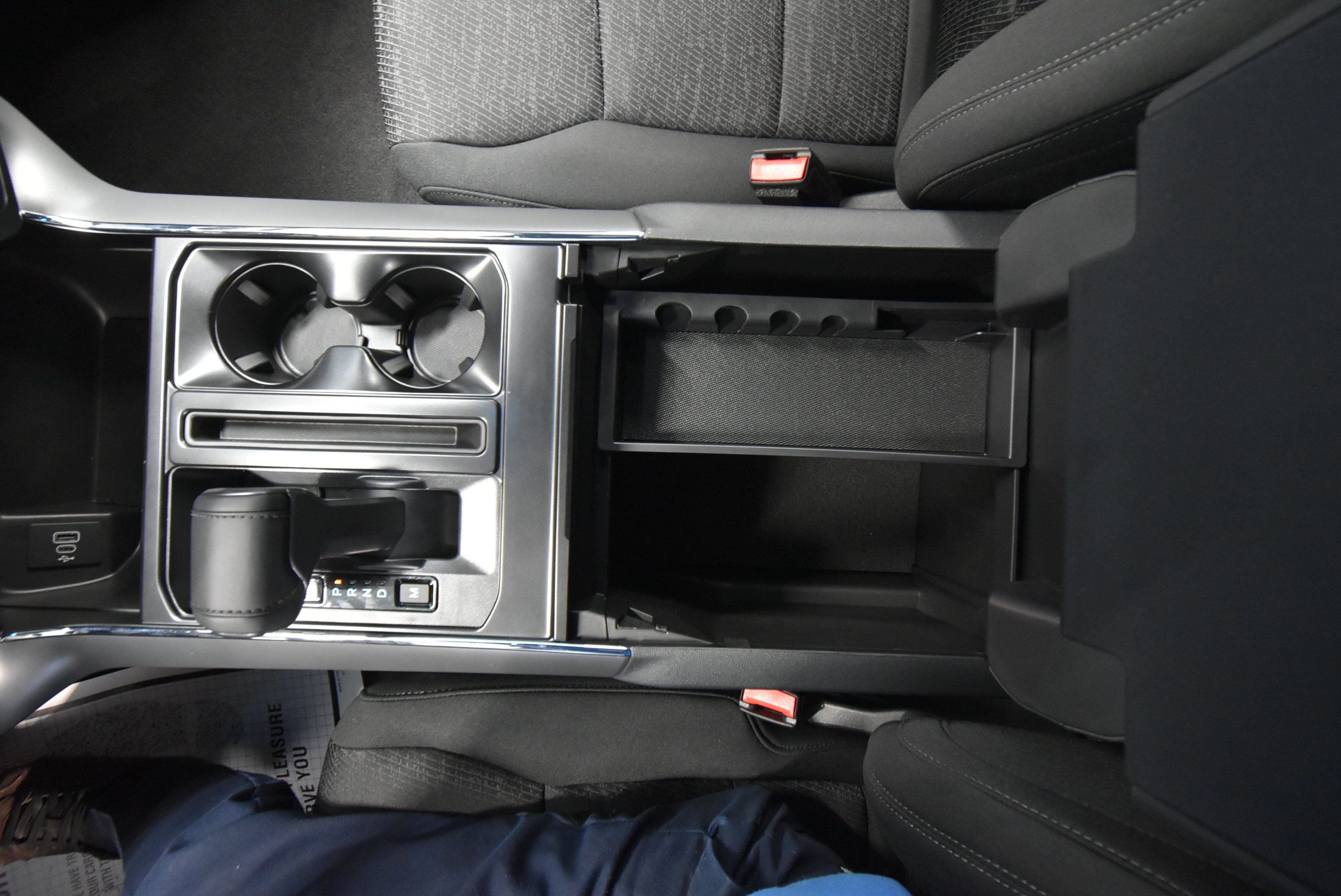 New 2025 Ford F150 XLT w/ Equipment Group 302A MID image 14