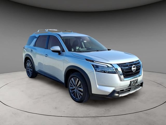 Certified 2024 Nissan Pathfinder SL w/ SL Premium Package AWD/4WD image 4