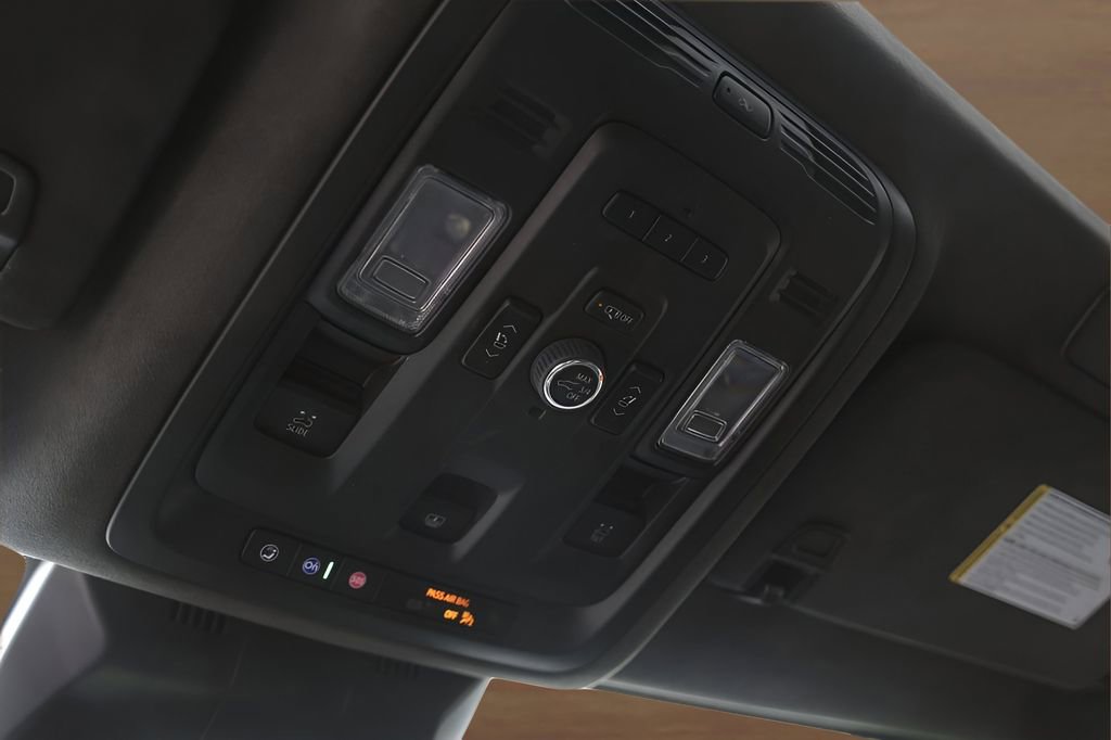 Certified 2023 Cadillac Escalade Premium Luxury Platinum RWD image 20