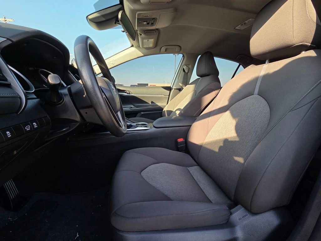 Used 2023 Toyota Camry LE image 23