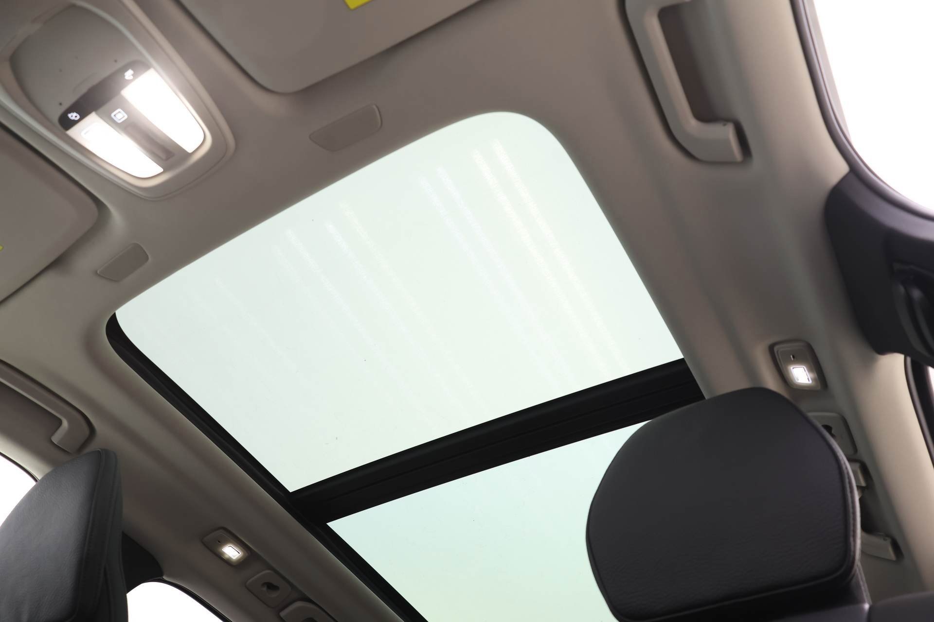 New 2025 Volvo XC60 T8 Plus w/ Protection Package Premier image 15