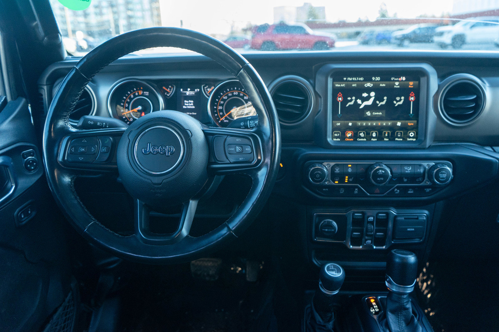 Used 2022 Jeep Gladiator Sport image 12