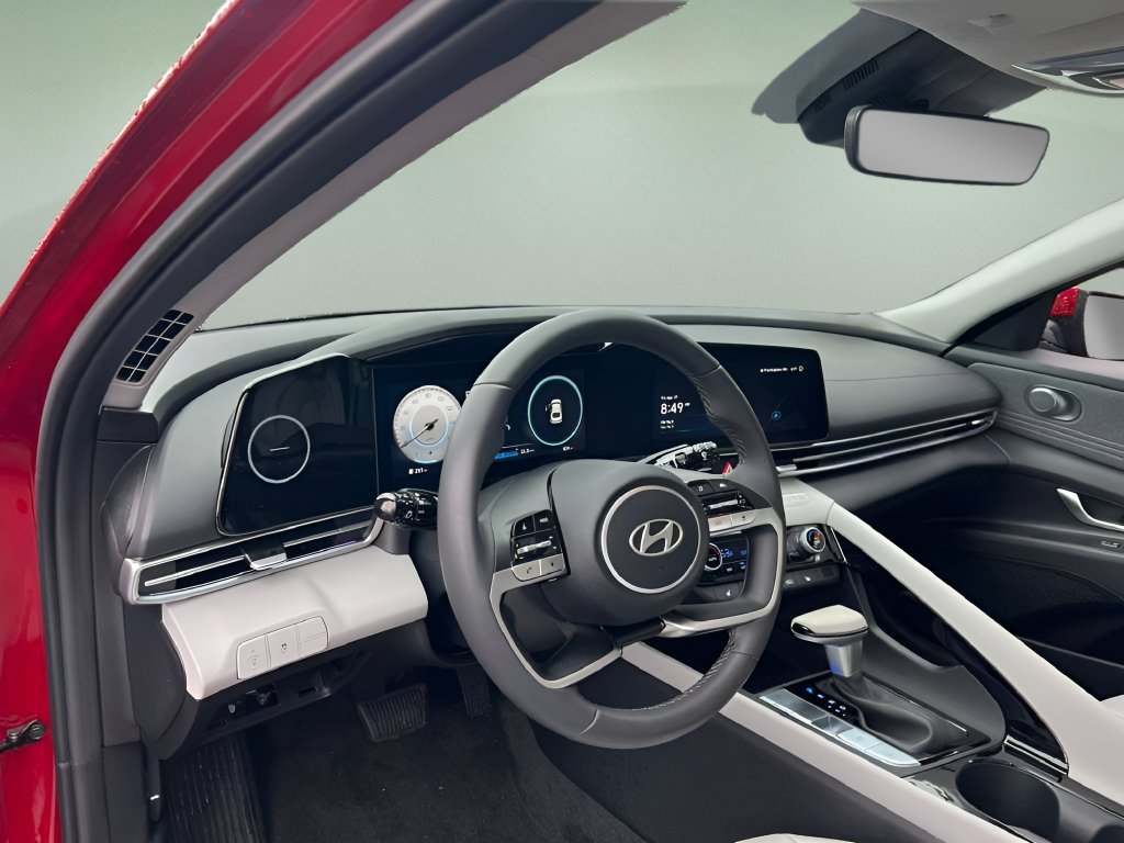Used 2025 Hyundai Elantra Limited FWD image 24