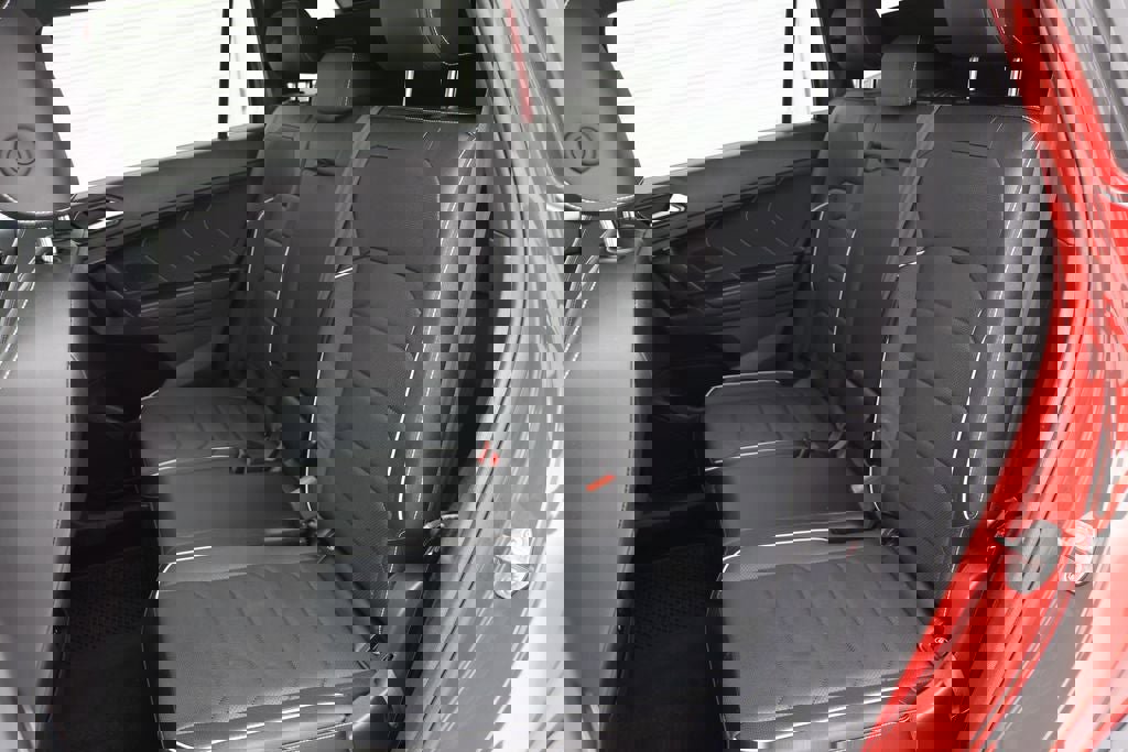 Used 2024 Volkswagen Tiguan SEL R-Line image 13