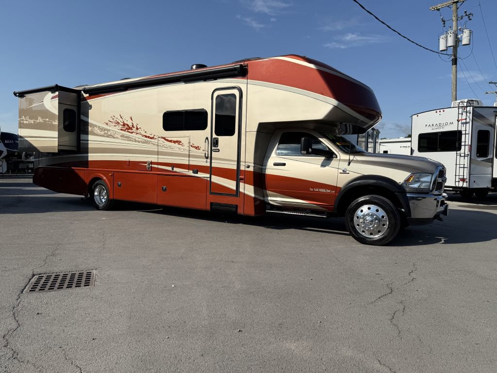 Used 2018 RAM 5500 SLT w/ Quick Order Package 29G SLT image 7