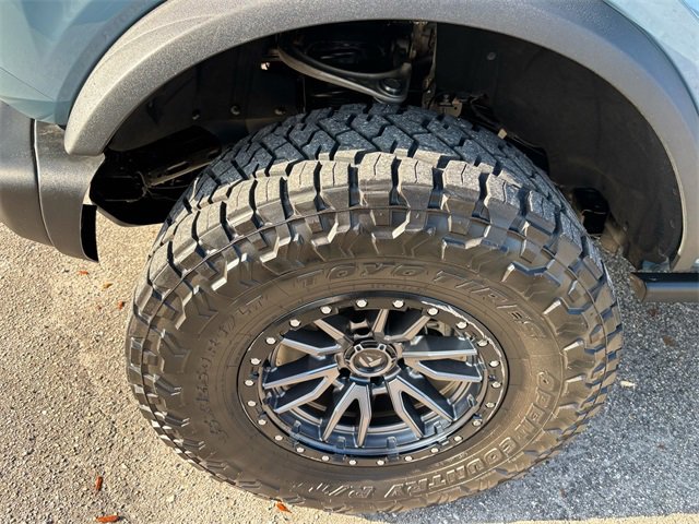 Used 2023 Ford Bronco Badlands image 9