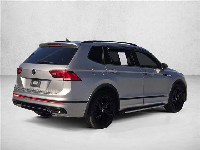 Used 2023 Volkswagen Tiguan SE R-Line image 5