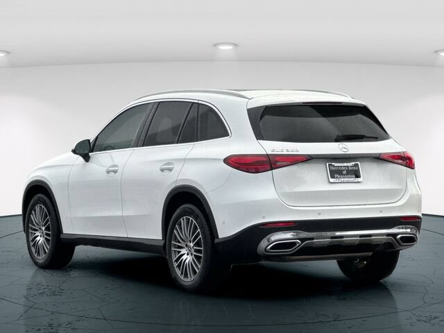 Used 2026 Mercedes-Benz GLC 300 image 4