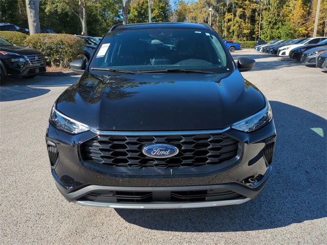 Used 2025 Ford Escape ST-Line image 3