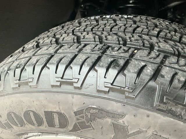 Used 2023 Chevrolet Colorado LT w/ LT Convenience Package image 14