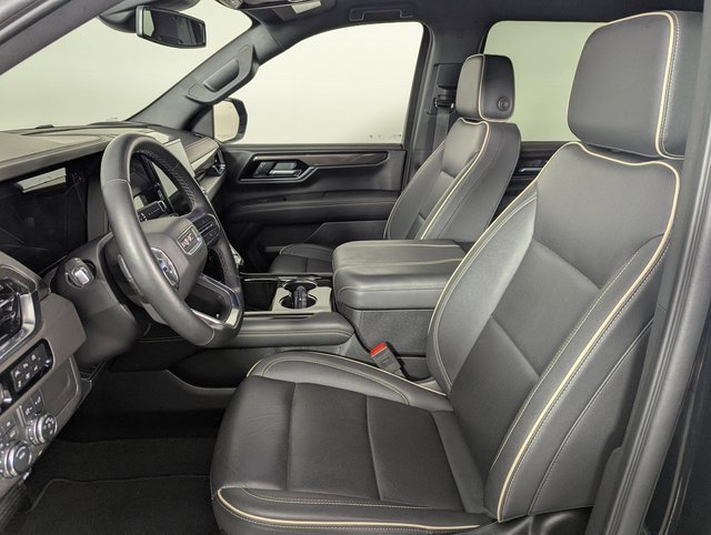 Used 2025 GMC Yukon XL Elevation image 10