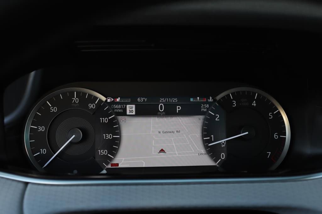 Used 2021 Land Rover Range Rover Evoque S image 43