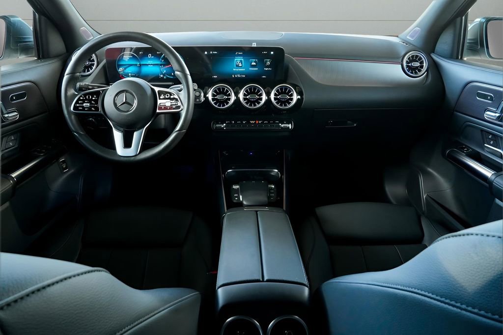 Used 2022 Mercedes-Benz GLA 250 4MATIC image 18