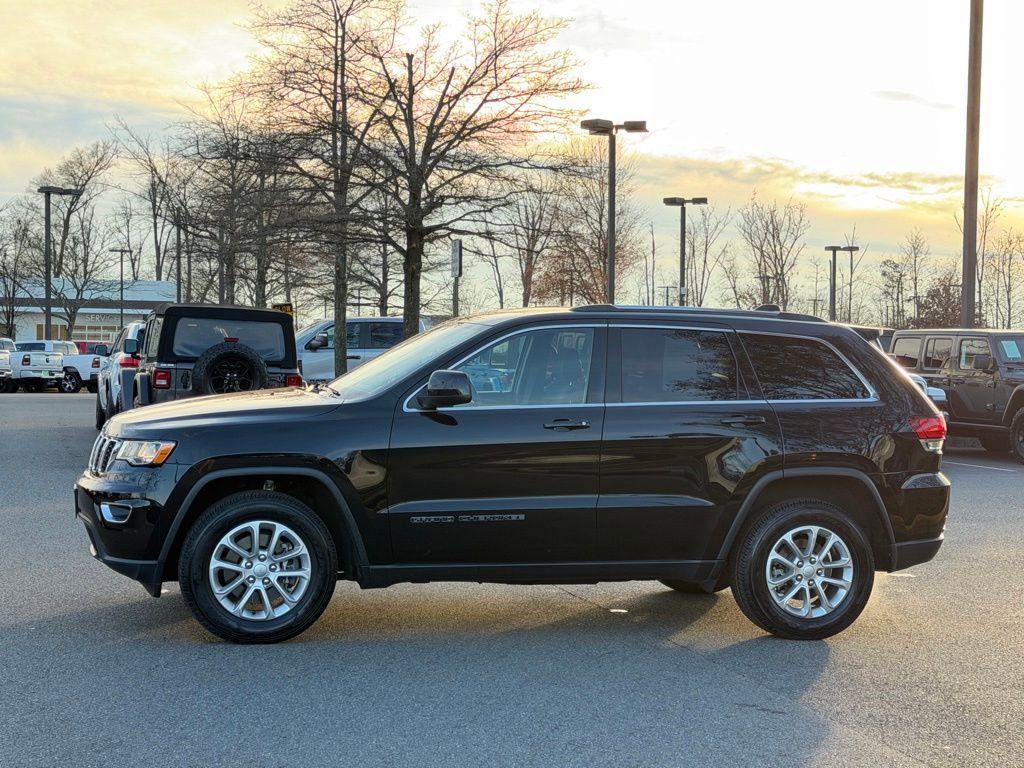 Certified 2021 Jeep Grand Cherokee Laredo image 11