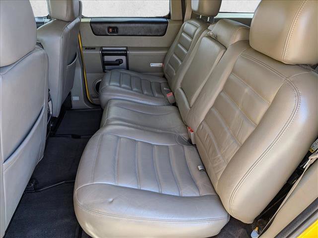 Used 2004 HUMMER H2 w/ Preferred Equipment Group AWD/4WD image 17