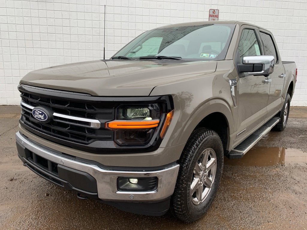 New 2025 Ford F150 XLT w/ Equipment Group 302A MID video 2