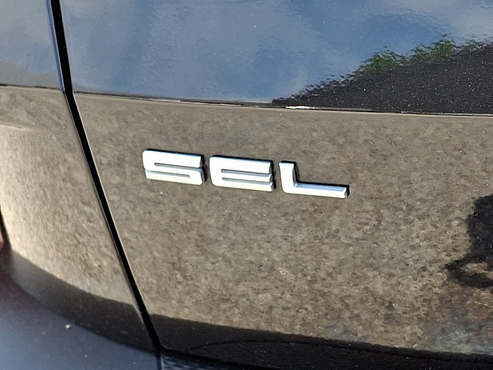 Certified 2022 Ford Escape SEL AWD/4WD image 32