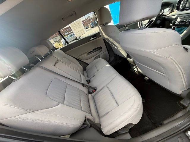 Used 2019 Kia Sportage LX image 18