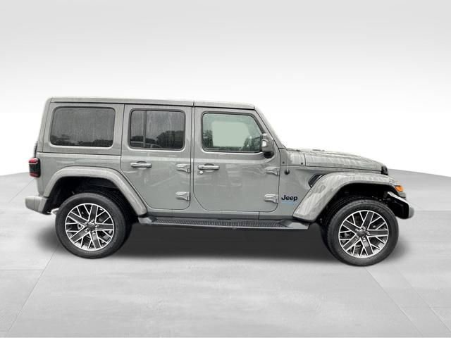 Used 2022 Jeep Wrangler Unlimited Sahara image 10