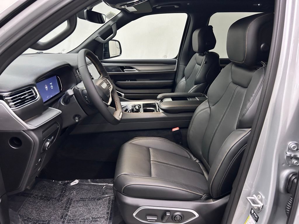 New 2026 Jeep Grand Wagoneer L 4WD image 12