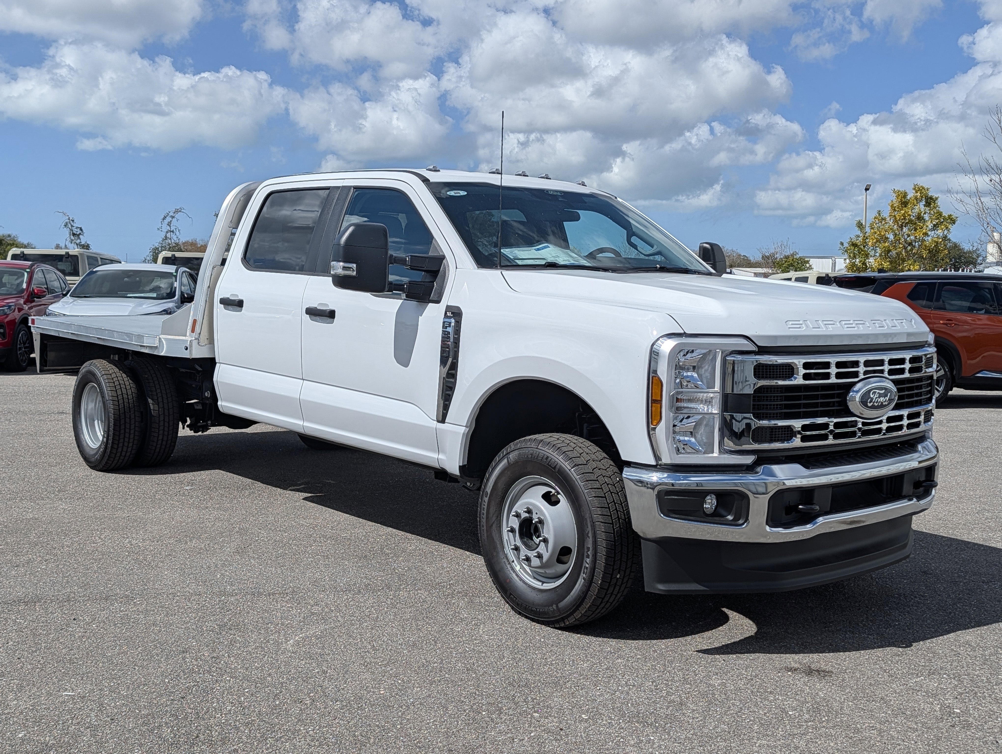 New 2026 Ford F350 XL w/ XL Chrome Package AWD/4WD image 3