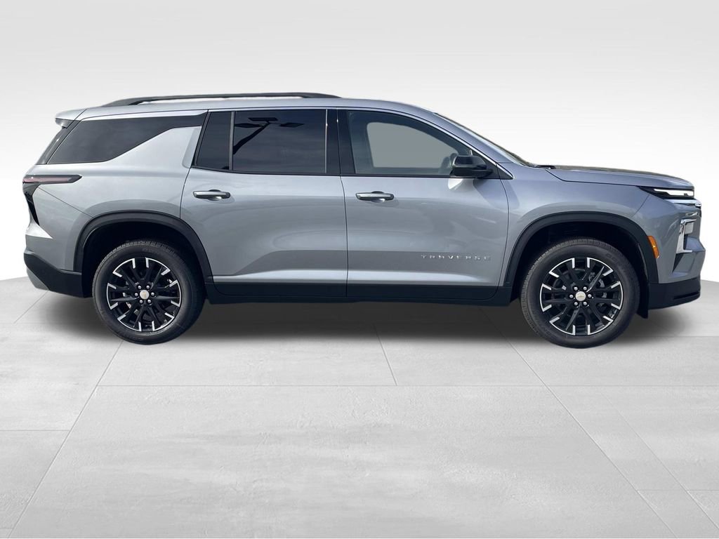 New 2026 Chevrolet Traverse LT w/ Sun and Wheel Package video 2