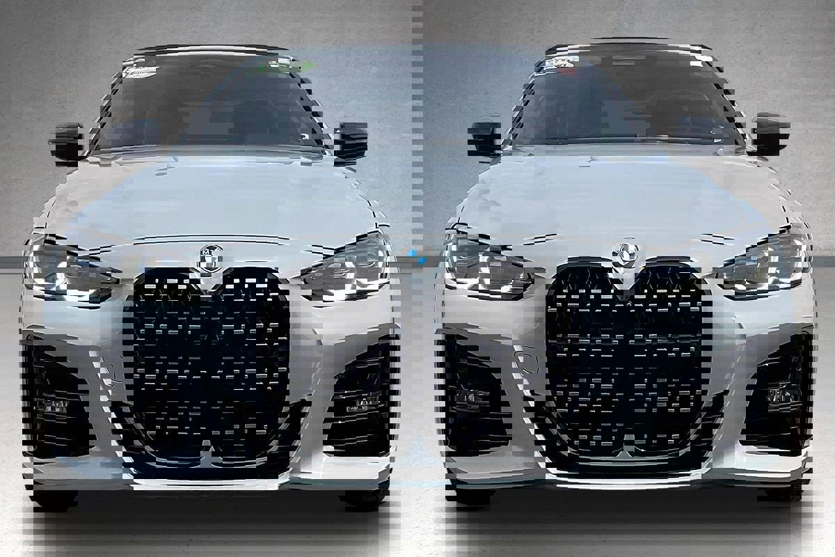 Used 2023 BMW 430i Convertible w/ M Sport Package image 5