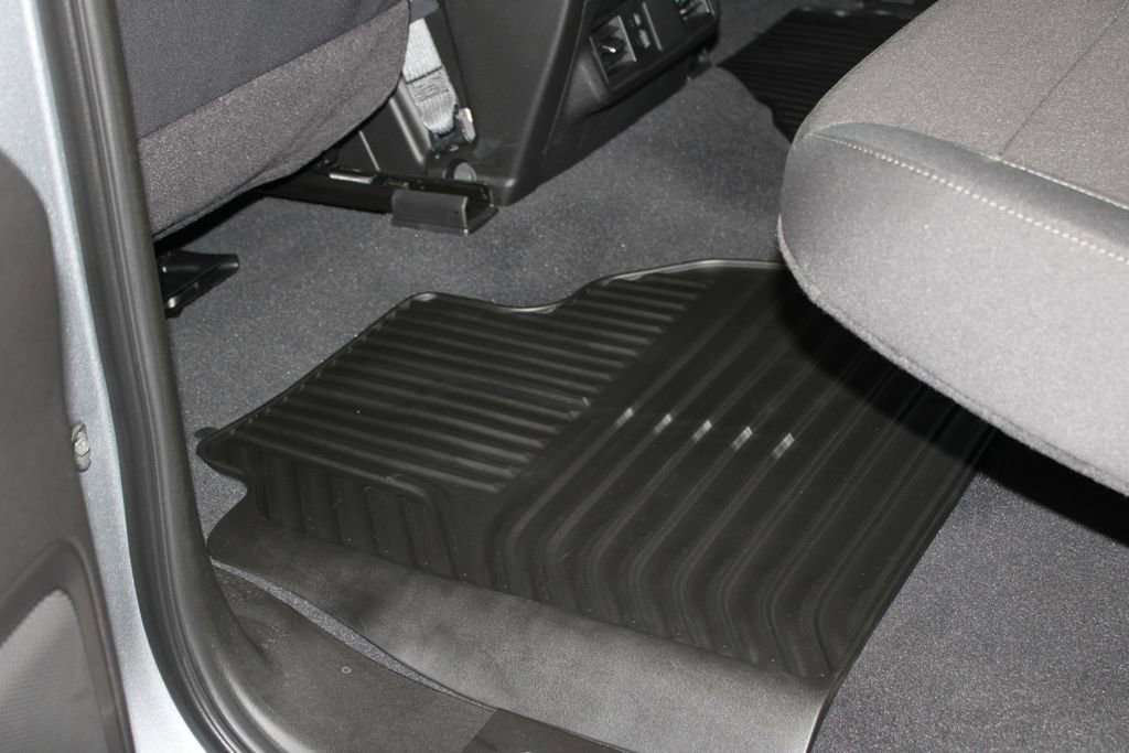 Used 2025 Chevrolet Silverado 1500 Custom Trail Boss AWD/4WD image 46