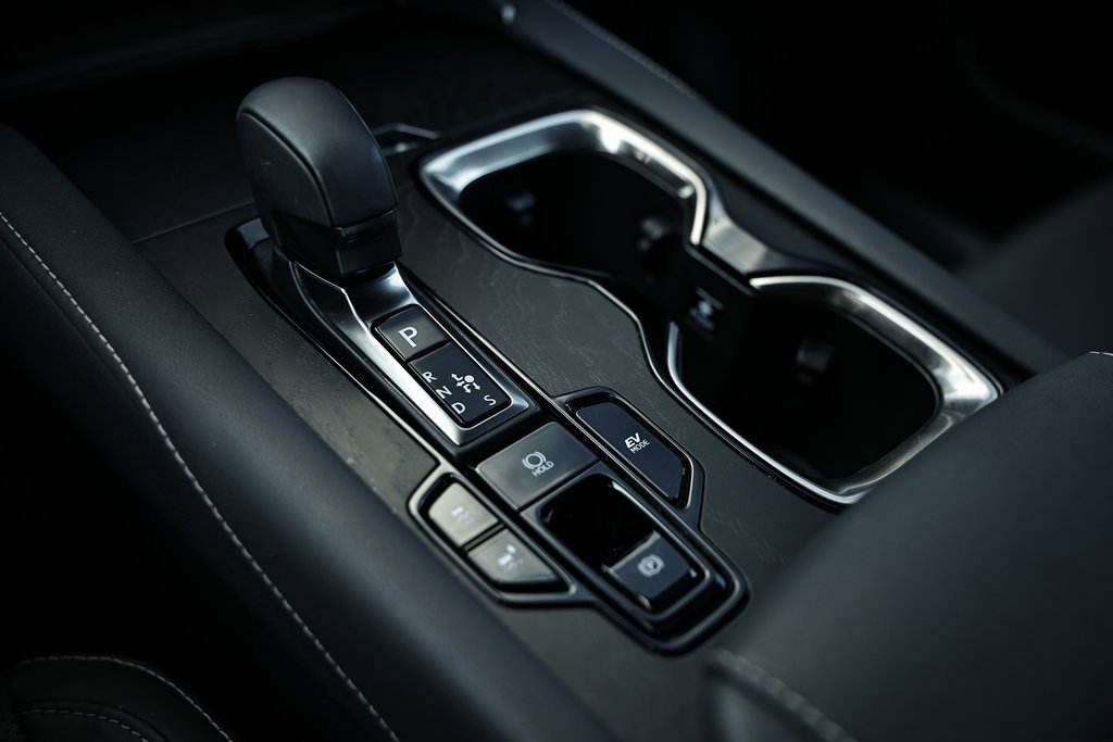 Used 2025 Lexus RX 350h w/ Accessory Package (Z1) image 38