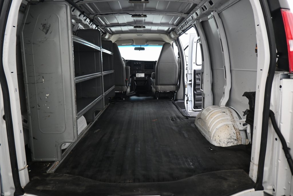 Used 2021 Chevrolet Express 2500 image 23