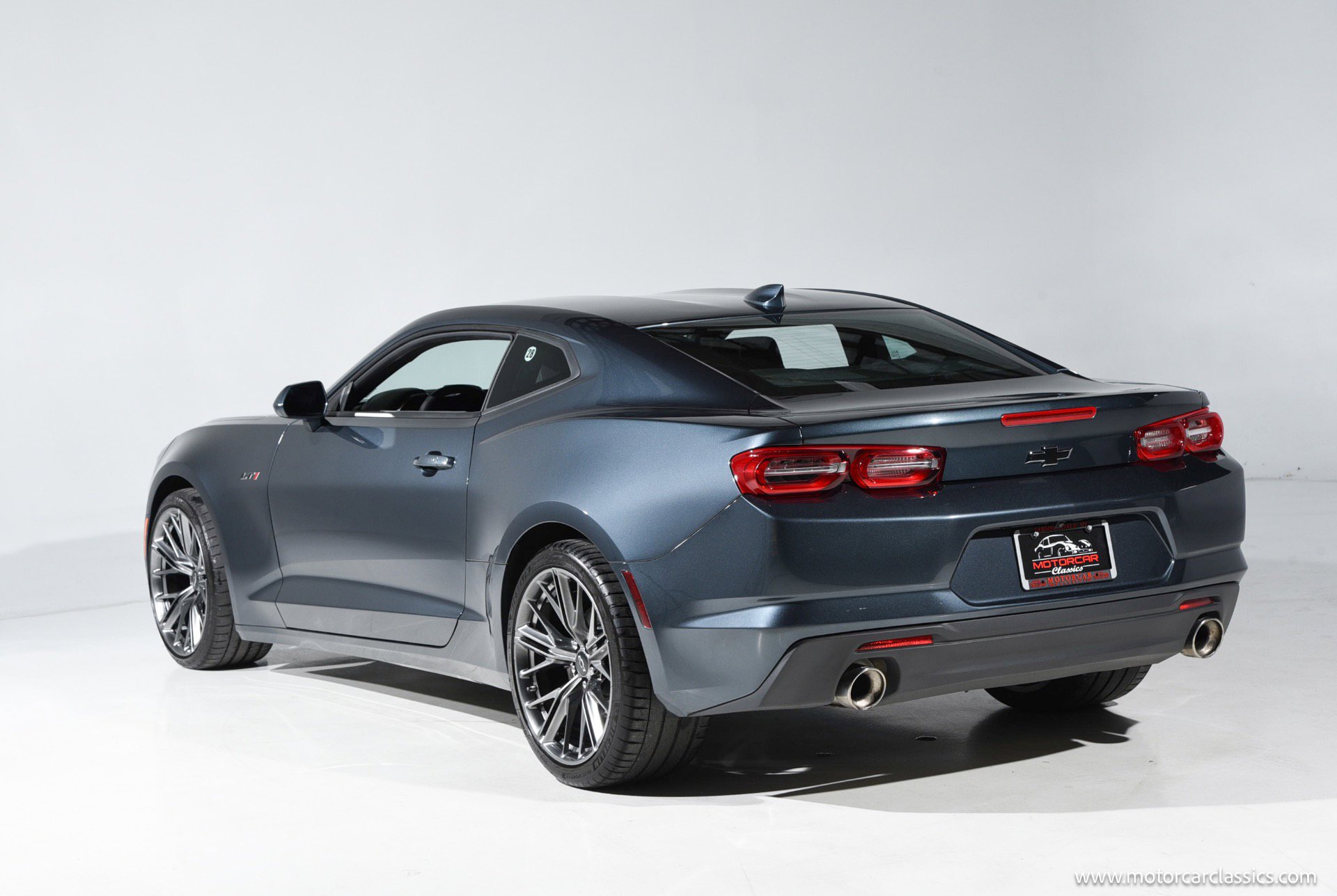 Used 2021 Chevrolet Camaro LT RWD image 3