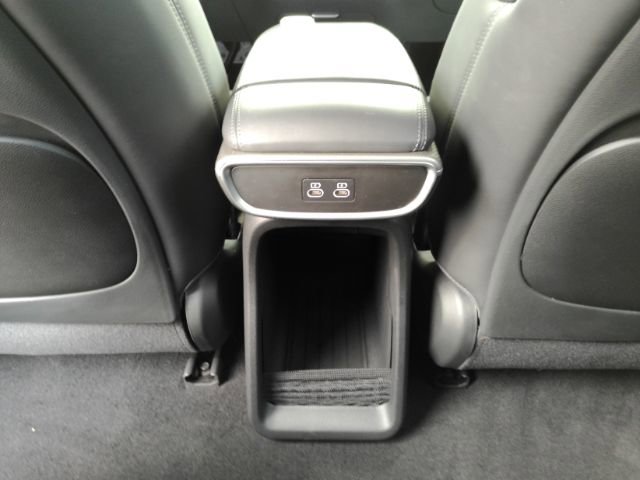 Used 2024 Genesis GV60 RWD image 27