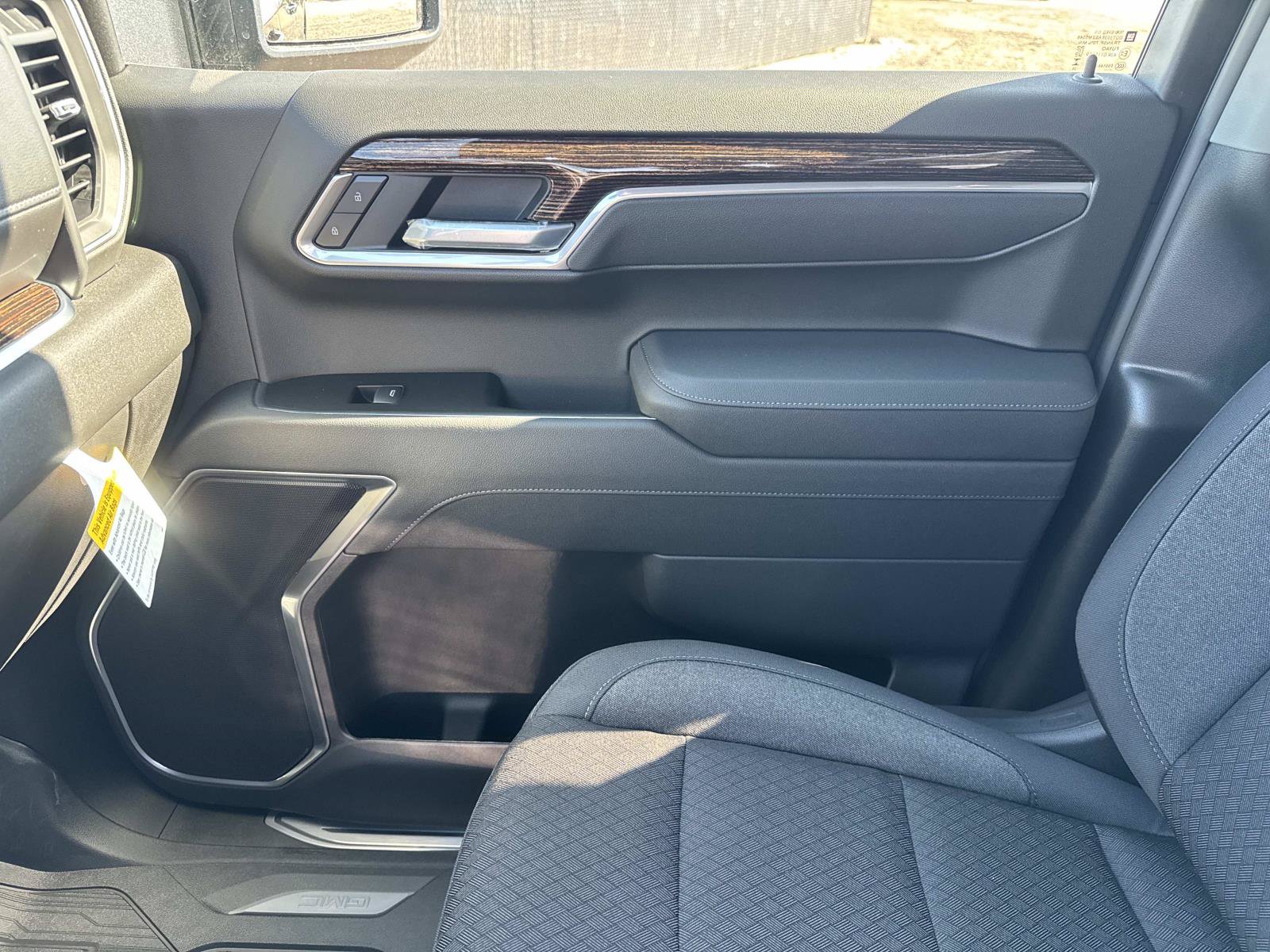 New 2026 GMC Sierra 1500 Elevation w/ LPO, Elevation Black Package AWD/4WD image 27