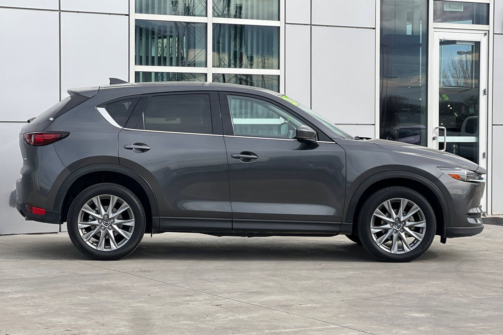 Used 2021 MAZDA CX-5 Grand Touring image 3
