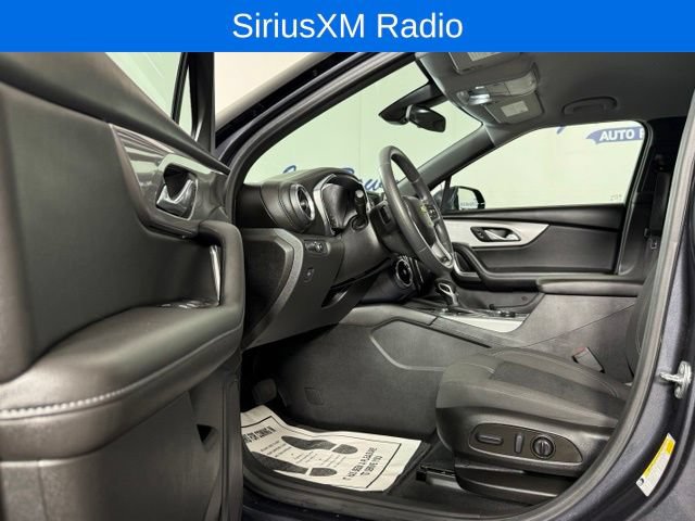 Used 2022 Chevrolet Blazer LT AWD/4WD image 10