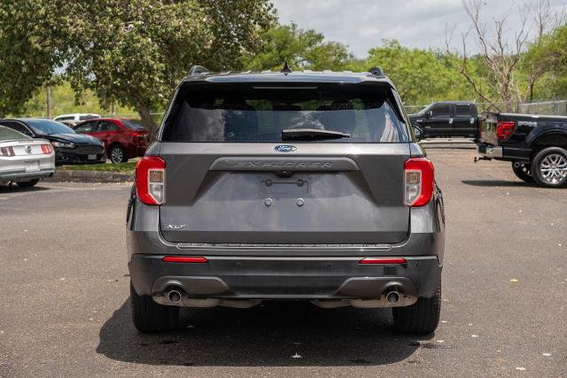 Certified 2023 Ford Explorer XLT w/ Equipment Group 202A image 4