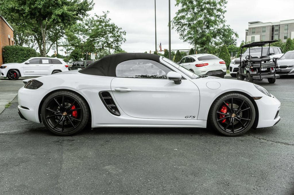 Used 2018 Porsche 718 Boxster GTS RWD image 3