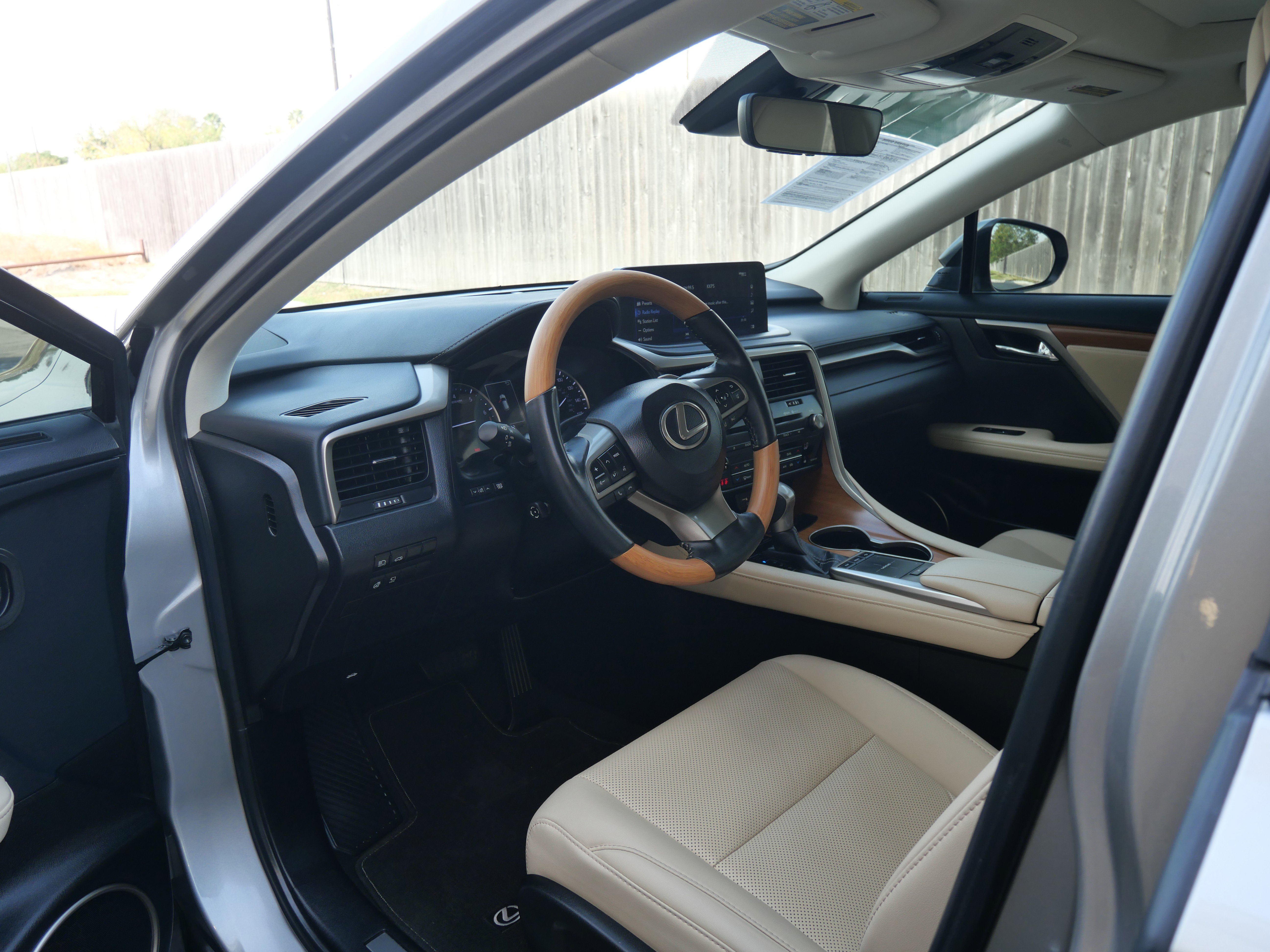 Certified 2022 Lexus RX 350 FWD w/ Premium Package image 18