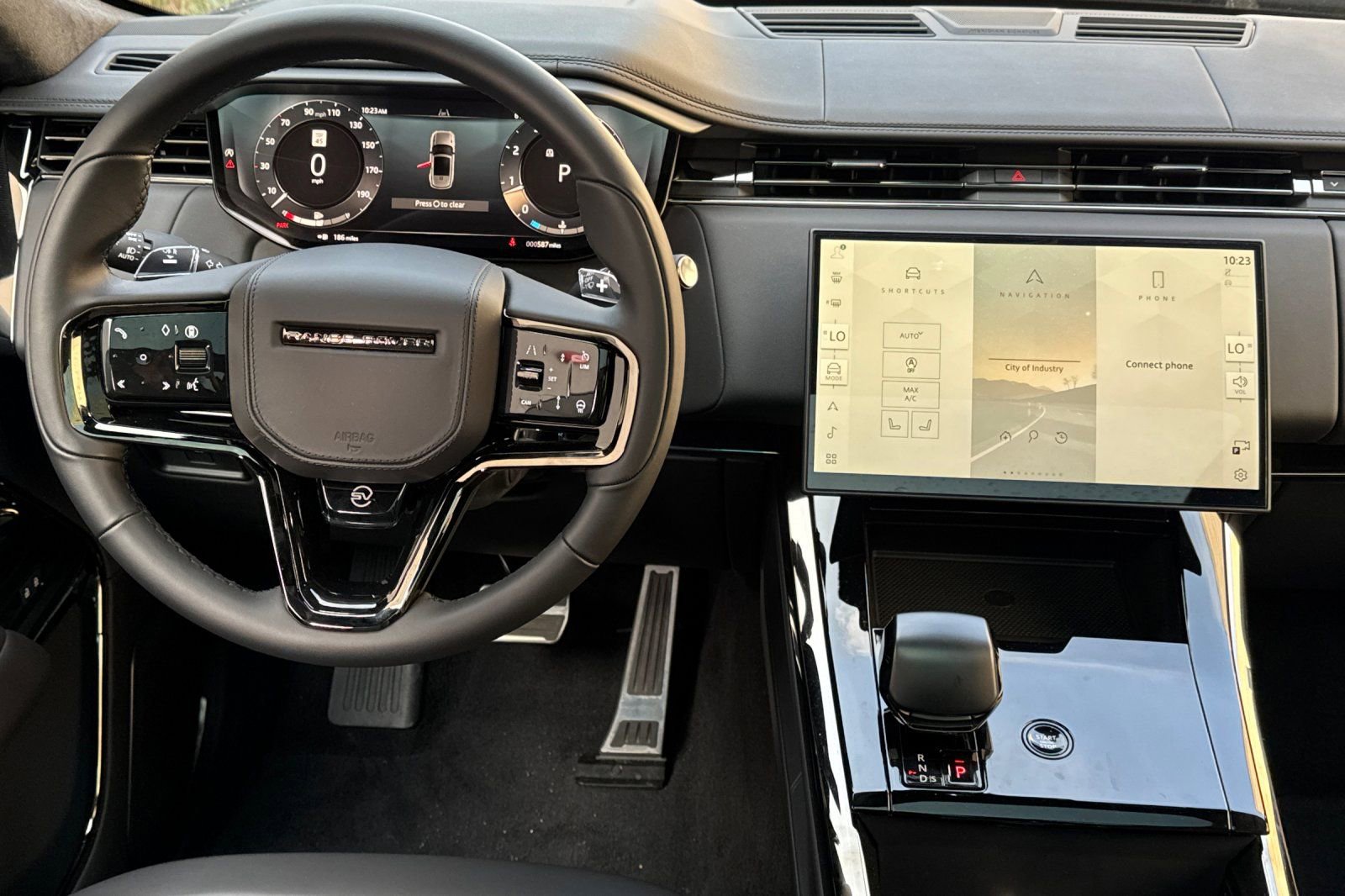 Used 2025 Land Rover Range Rover Sport SV Edition Two image 15