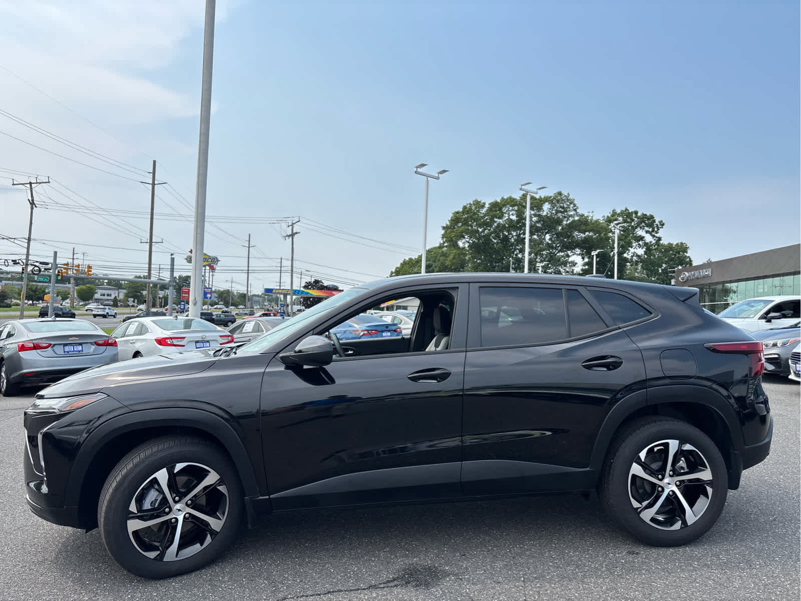 Certified 2024 Chevrolet Trax RS w/ Driver Confidence Package FWD image 7