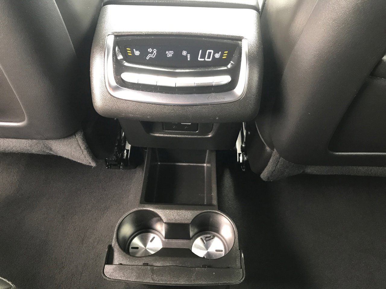 Certified 2025 Cadillac XT6 Premium Luxury image 36