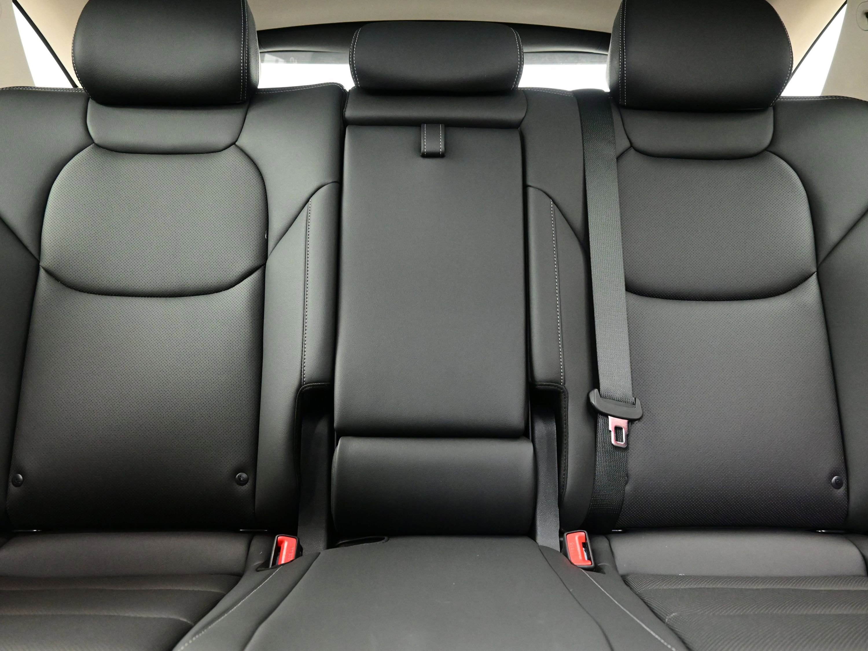 Certified 2026 Genesis GV70 2.5T Select image 10